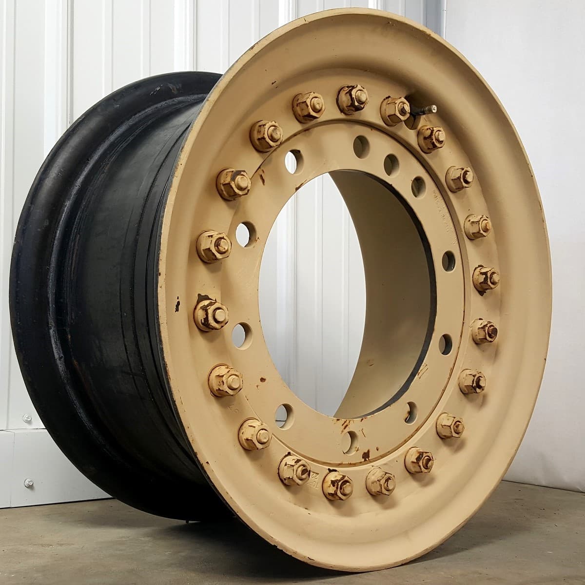 20" x 10" w/ 10 x 335MM Lug Pattern Steel MRAP Military Wheel (20-Bolt)