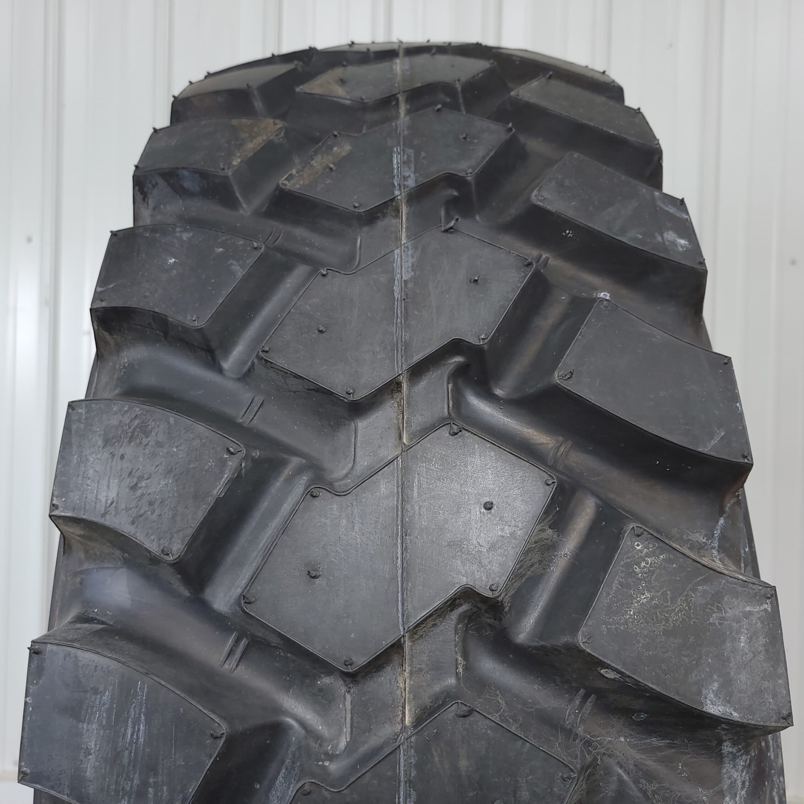 445/80R25 (17.5-25) Bridgestone VGT 2* OTR Tires in NOS Condition