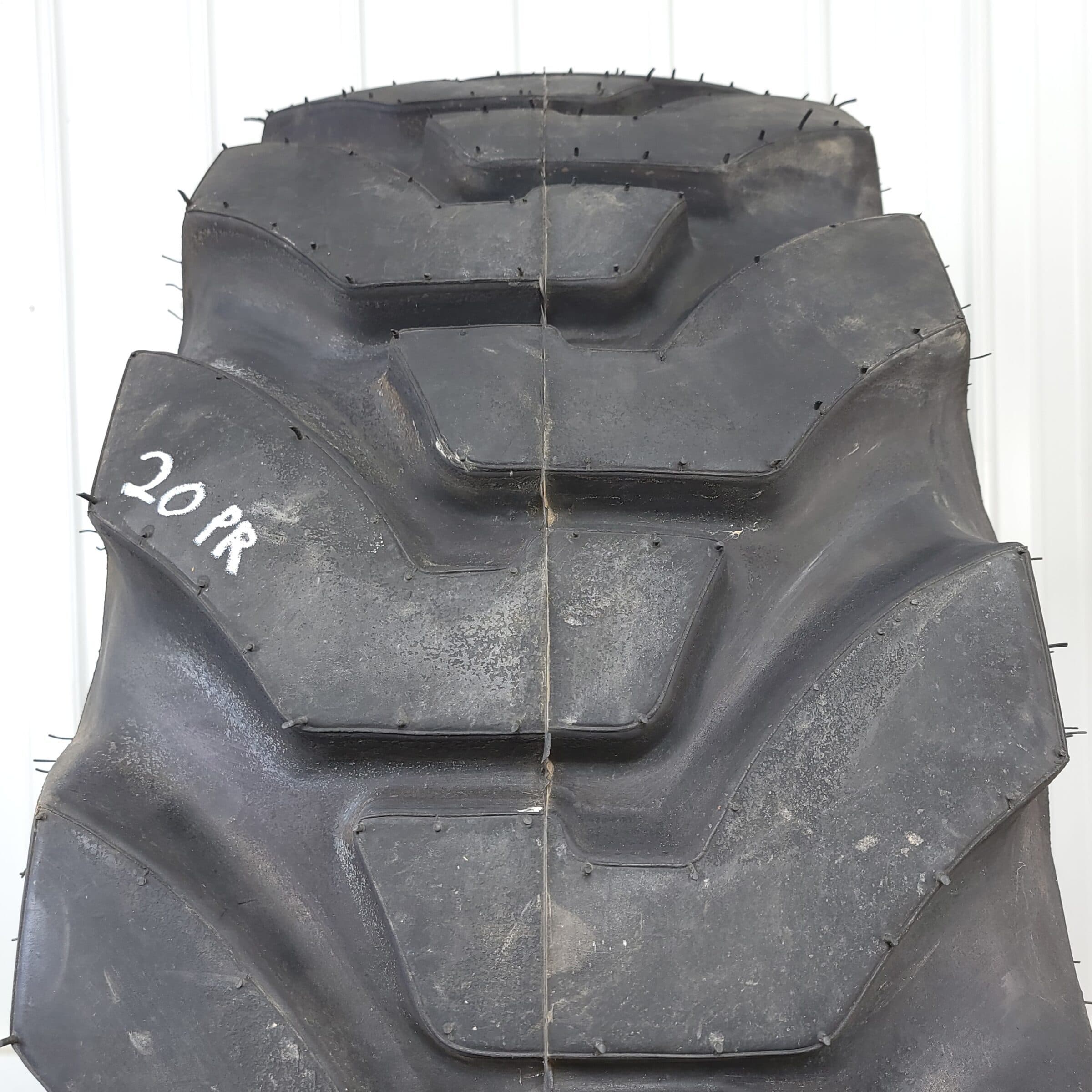 Firestone SSG 17.5-25 20PR OTR Tires in New Old Stock